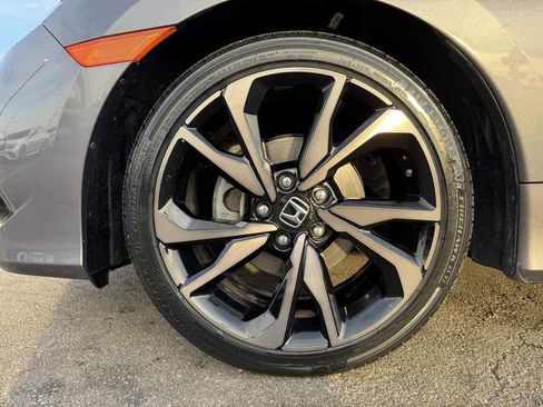 Used 2020 Honda Civic Sport image 9