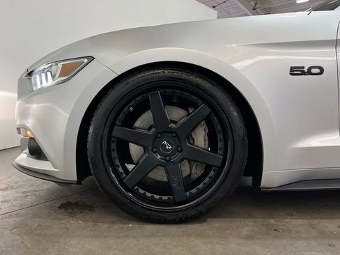 Used 2016 Ford Mustang GT Premium w/ Equipment Group 401A RWD image 16