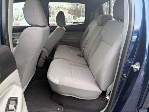 Used 2014 Toyota Tacoma Pickup 4D 6 ft w/ SR5 Package image 10