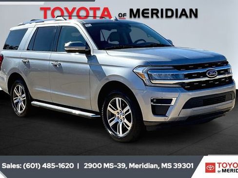 Used 2022 Ford Expedition Limited image 1
