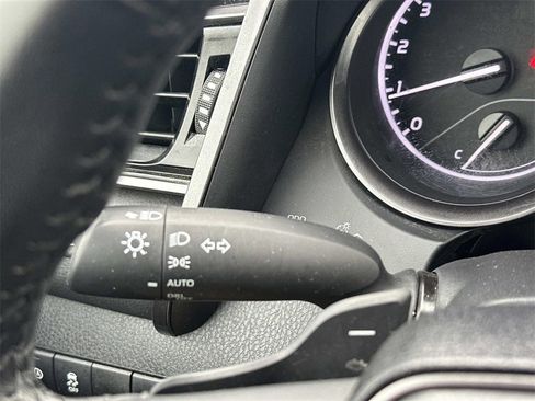 Used 2023 Toyota Camry SE image 25