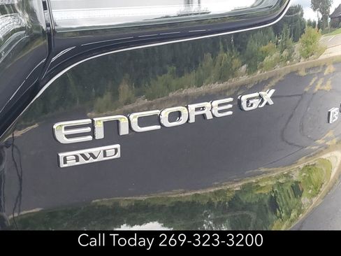 New 2025 Buick Encore GX Avenir w/ Avenir Technology Package image 31