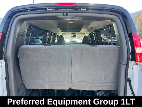 Used 2020 Chevrolet Express 3500 LT w/ LT Preferred Equipment Group image 7