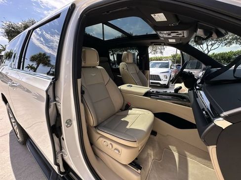 Certified 2024 Cadillac Escalade ESV Premium Luxury RWD image 35
