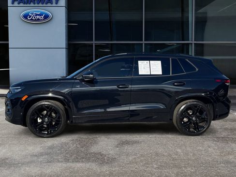 Used 2025 Volkswagen Tiguan SE R-Line image 7