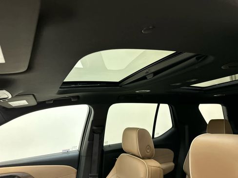 Used 2023 Chevrolet Traverse Premier w/ LPO, Floor Liner Package image 31