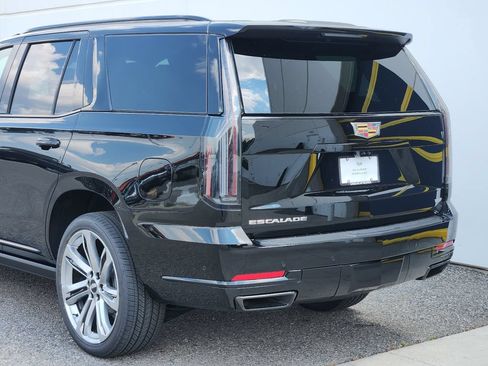 New 2026 Cadillac Escalade Platinum Sport AWD/4WD image 46