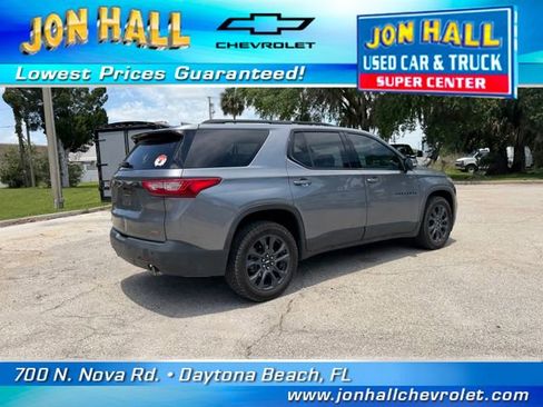 Used 2021 Chevrolet Traverse RS FWD image 11