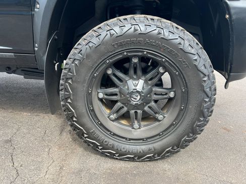 Used 2015 RAM 3500 Tradesman w/ Chrome Appearance Group image 6