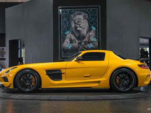 Used 2014 Mercedes-Benz SLS AMG Black Series image 22