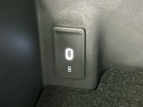 New 2026 Volkswagen Atlas SEL image 15