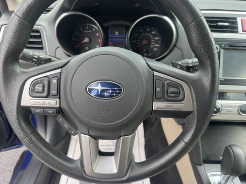 Used 2017 Subaru Outback 2.5i AWD/4WD image 10