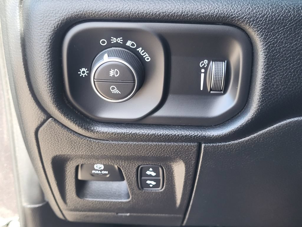 Used 2022 RAM 1500 Rebel w/ Night Edition AWD/4WD image 29