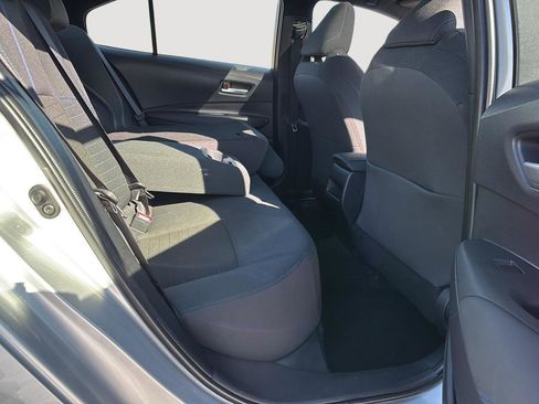 Used 2020 Toyota Corolla SE w/ SE Premium Package image 11