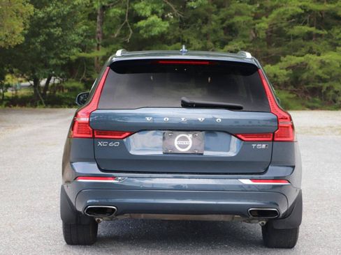Used 2018 Volvo XC60 T5 Inscription w/ Luxury Seat Package AWD/4WD image 4