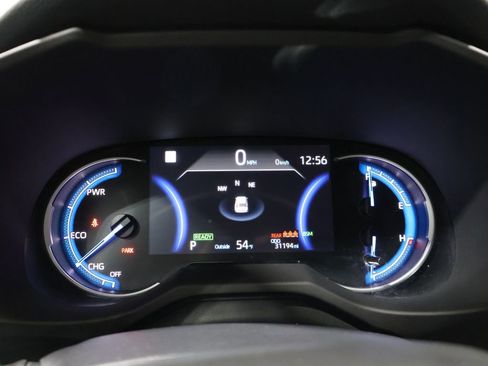 Used 2025 Toyota RAV4 XLE image 39