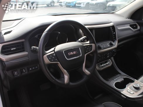 Certified 2021 GMC Acadia Denali w/ Denali Ultimate Package AWD/4WD image 14