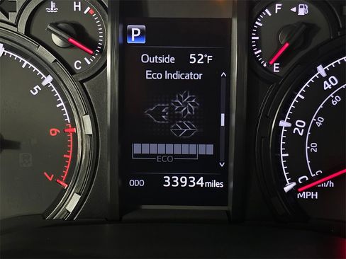 Used 2022 Toyota 4Runner SR5 Premium w/ Moonroof Package image 28