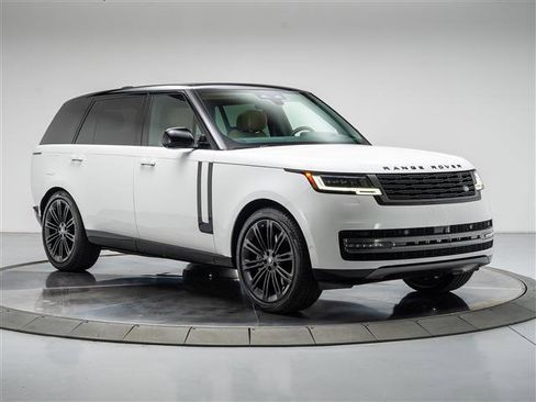 Used 2024 Land Rover Range Rover Long Wheelbase Autobiography AWD/4WD image 7