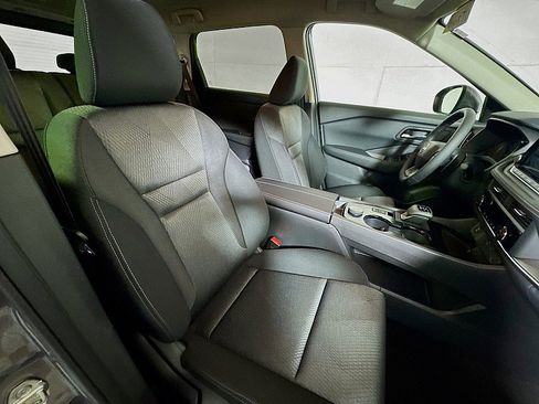 New 2026 Nissan Rogue SV image 25