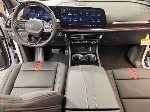 New 2026 Chevrolet Traverse RS image 13