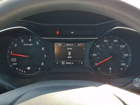 Certified 2023 Chevrolet TrailBlazer LT w/ Convenience Package AWD/4WD image 21