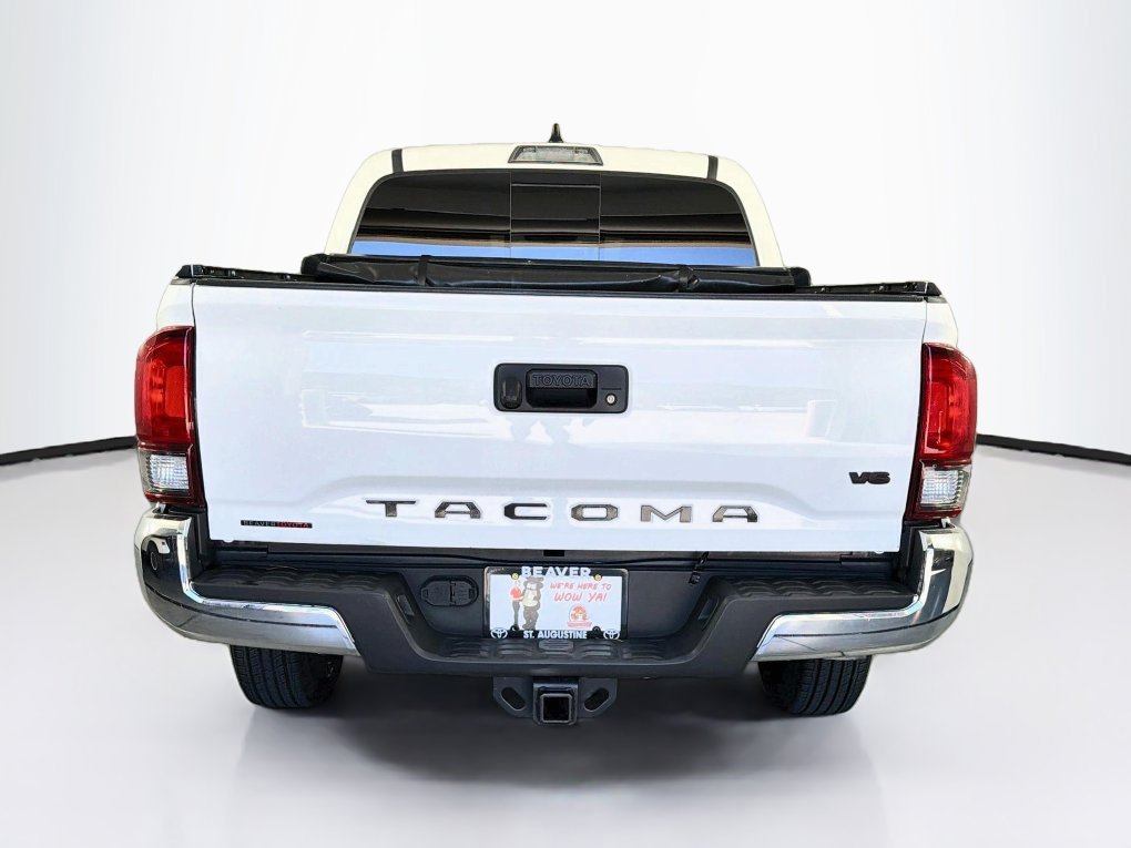 Used 2022 Toyota Tacoma SR5 RWD image 8