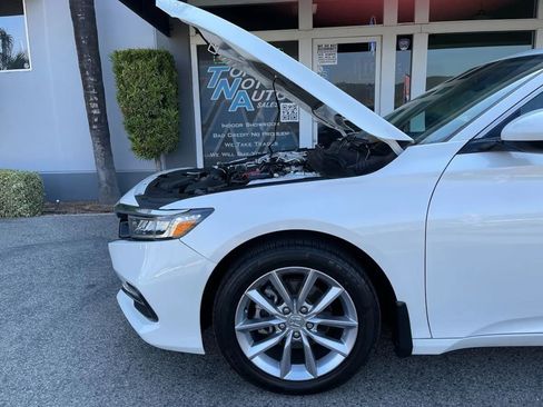 Used 2022 Honda Accord LX image 33