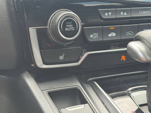 Used 2017 Honda CR-V EX image 5