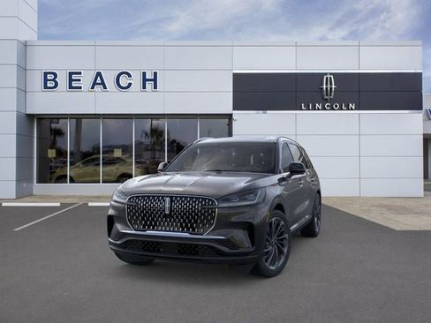 New 2026 Lincoln Aviator Reserve AWD/4WD image 2