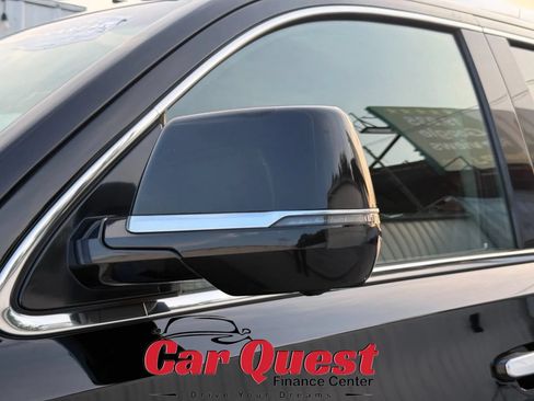 Used 2016 Cadillac Escalade Luxury AWD/4WD image 29