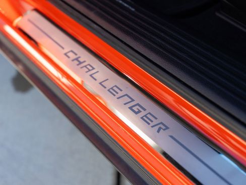 Used 2020 Dodge Challenger SXT w/ Plus Package image 22