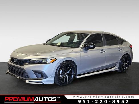 Used 2023 Honda Civic Sport image 1