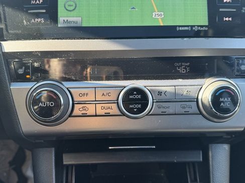 Used 2016 Subaru Outback 2.5i Limited image 16