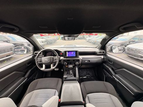 Used 2025 Toyota 4Runner TRD Sport AWD/4WD image 27