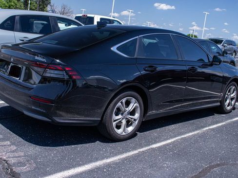 Used 2025 Honda Accord LX image 4
