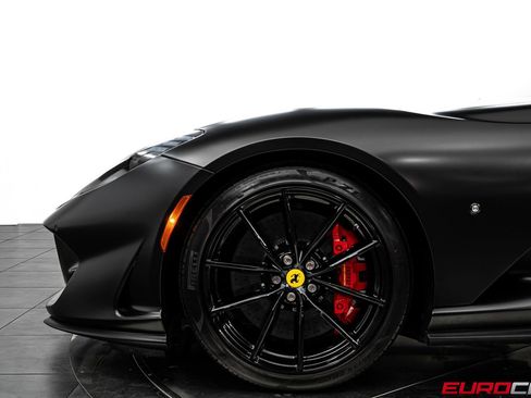 Used 2022 Ferrari 812 GTS image 14