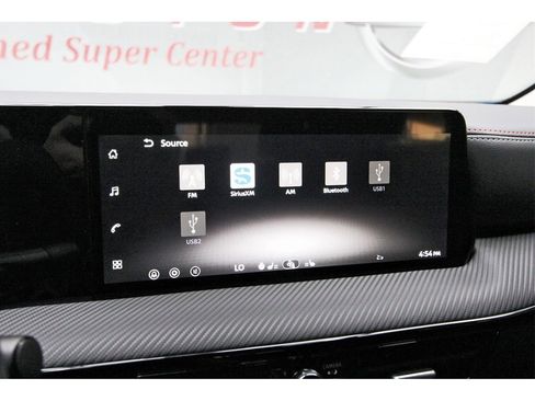 New 2026 Nissan Kicks SR image 26