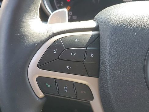Used 2017 Jeep Grand Cherokee Limited AWD/4WD image 23
