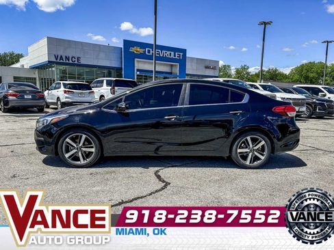 Used 2017 Kia Forte EX FWD image 4