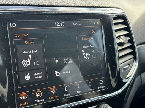 Used 2020 Jeep Grand Cherokee Altitude image 20