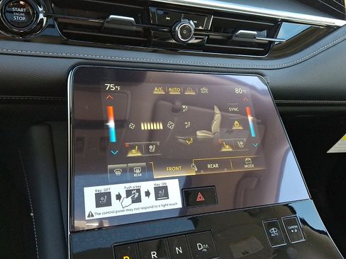 New 2026 INFINITI QX80 Luxe image 13