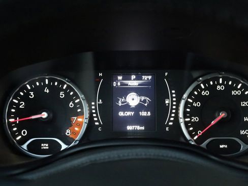 Used 2015 Jeep Renegade Latitude image 33