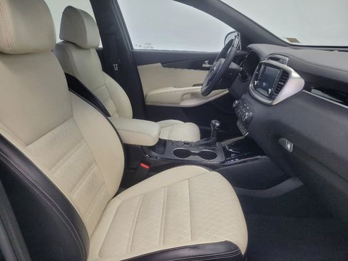 Used 2017 Kia Sorento SX AWD/4WD image 21