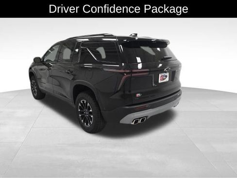 New 2026 Chevrolet Traverse Z71 w/ Enhanced Driving Package image 4