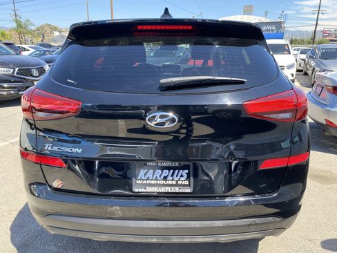 Used 2021 Hyundai Tucson SE image 9