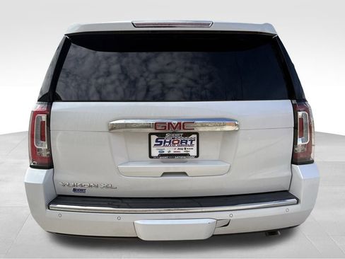 Used 2016 GMC Yukon XL Denali w/ Open Road Package image 4