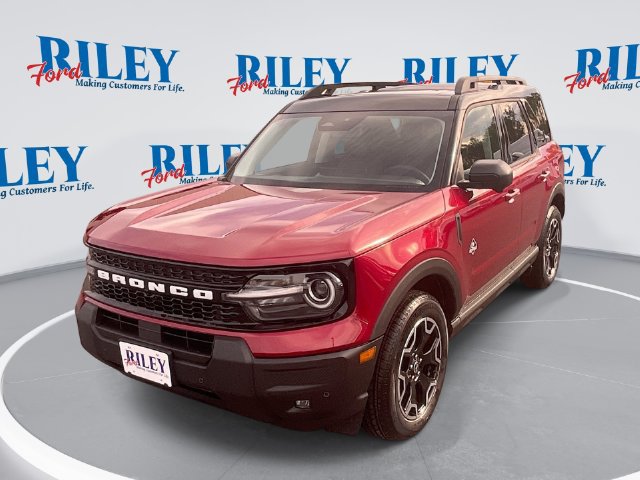 New 2026 Ford Bronco Sport Outer Banks w/ Outer Banks Tech Package+ AWD/4WD image 1
