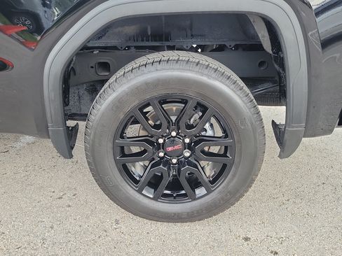 Used 2025 GMC Sierra 1500 Pro w/ Graphite Edition RWD image 9