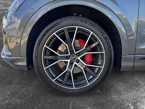 Used 2021 Audi Q8 Premium Plus AWD/4WD image 9